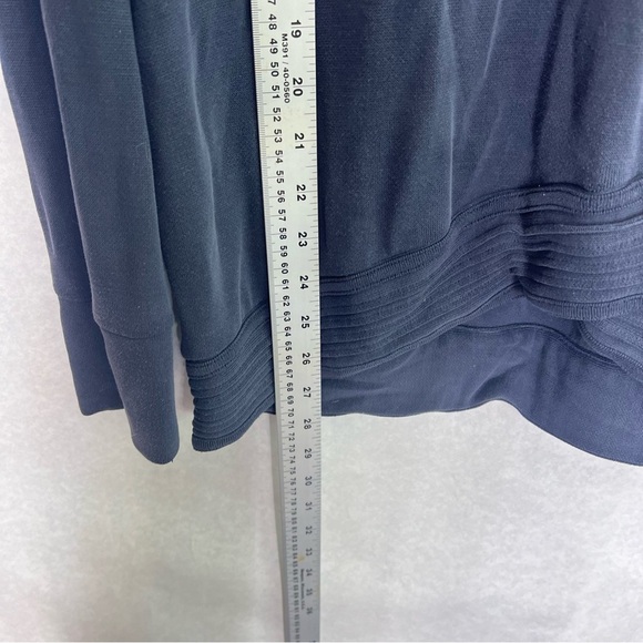 Athleta XL SERENITY CRISS CROSS SWEATSHIRT blue - Picture 3 of 6